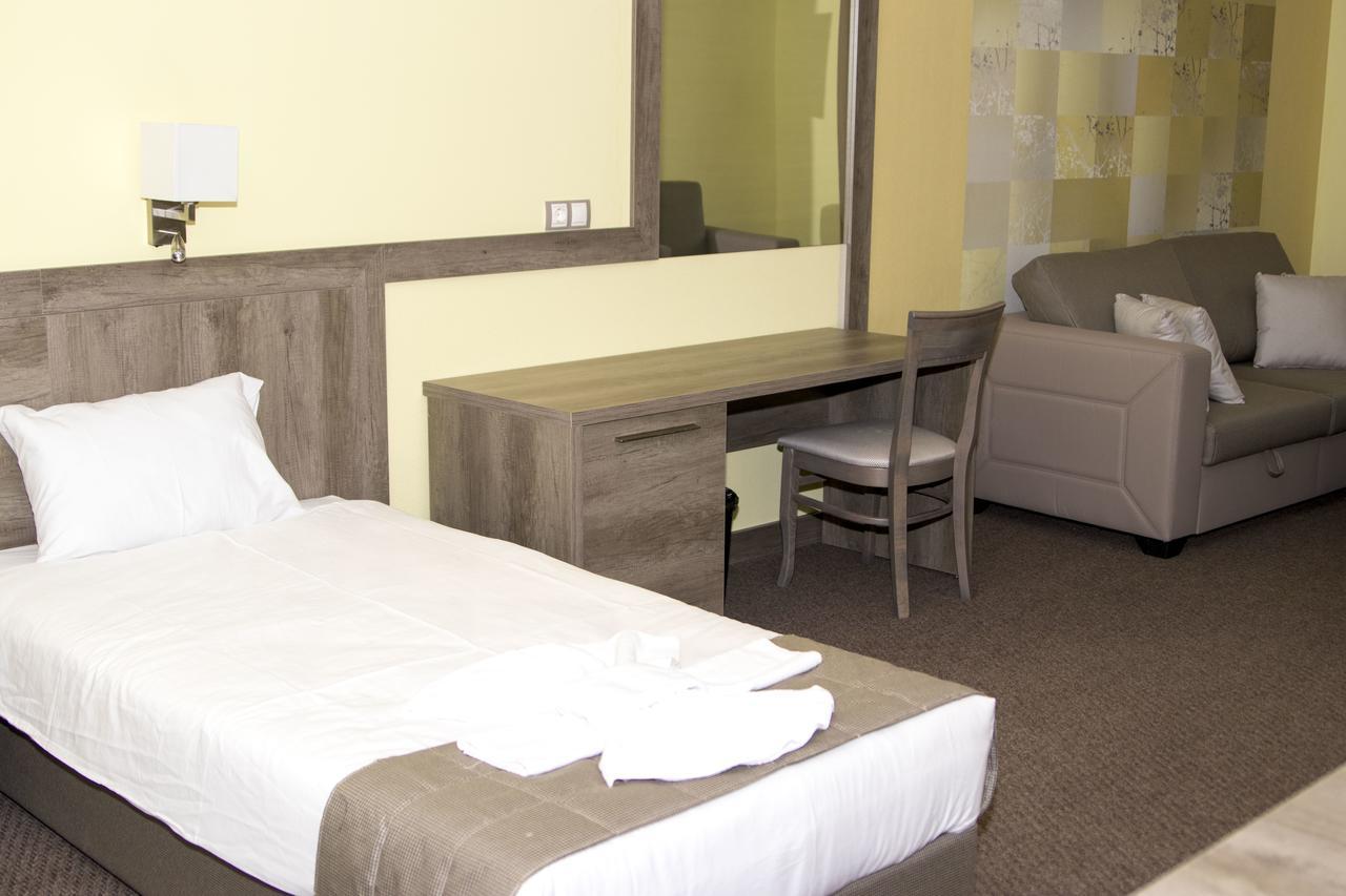 Hotel Etropolia Єтрополе Екстер'єр фото